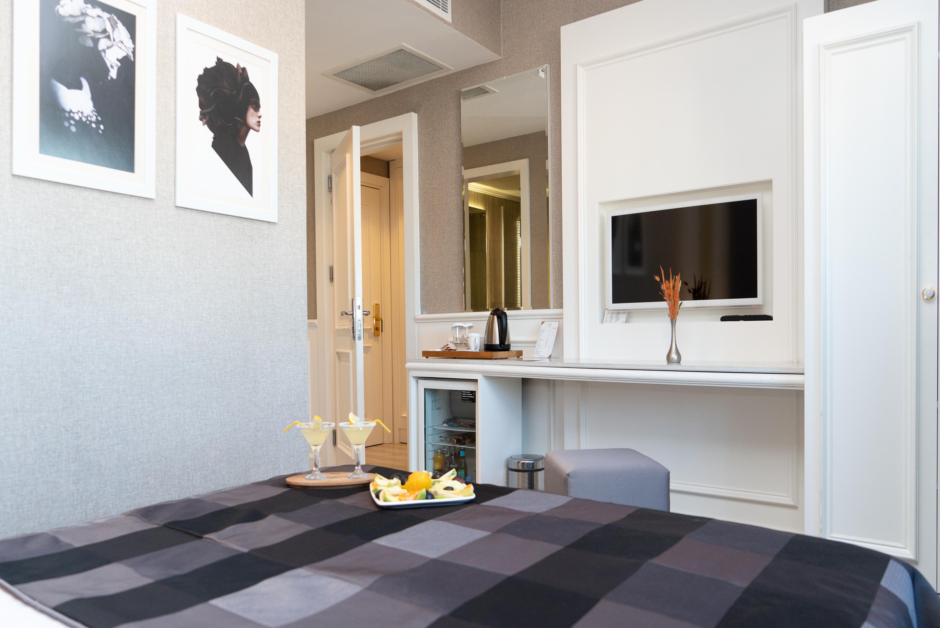 Sky Kamer Hotel Анталия Екстериор снимка