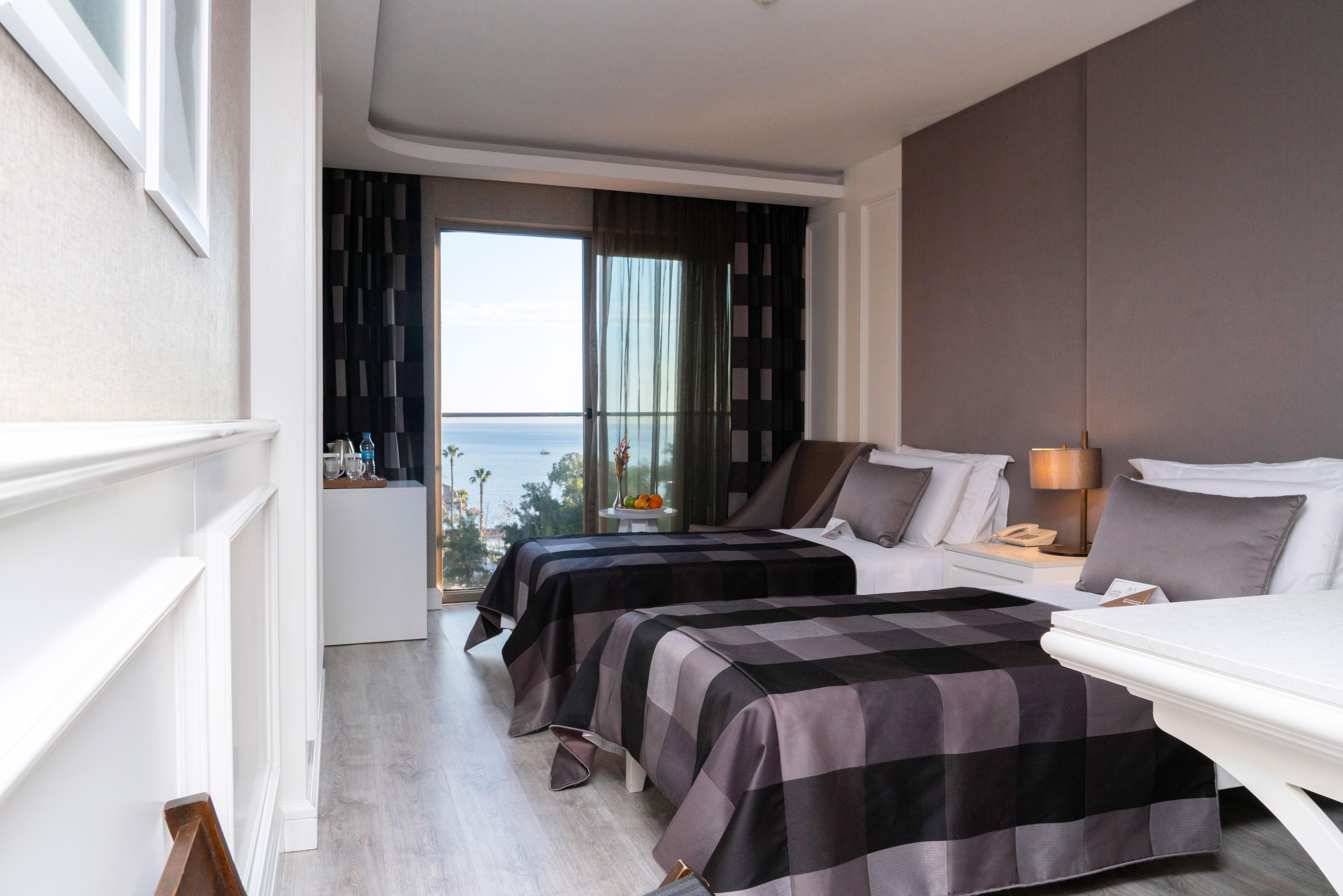 Sky Kamer Hotel Анталия Екстериор снимка